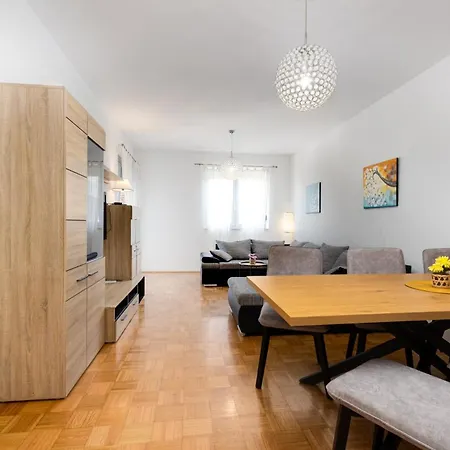 Apartman With Wifi Vrbnik, Krk - 27444 Vrbnik (Primorje-Gorski Kotar)